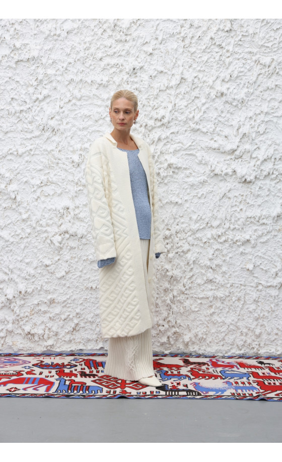 Пальто L221 молочне