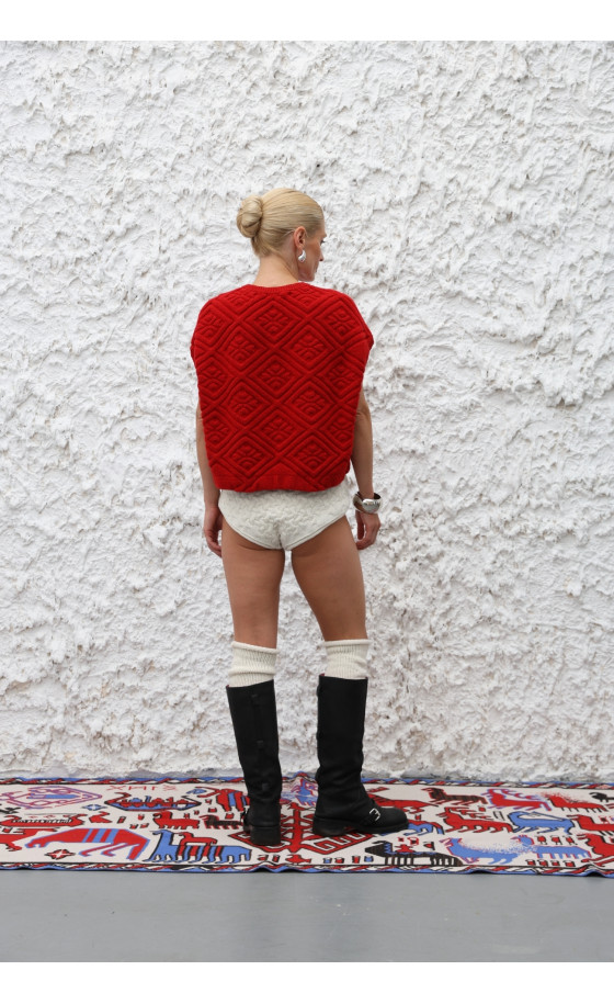 Жилет L223 червоний