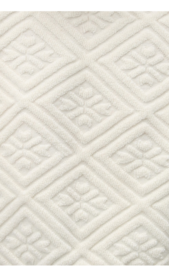 Жилет L223 молочний