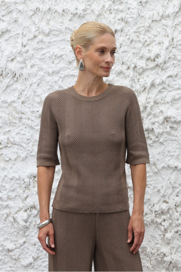 Джемпер L231 мока