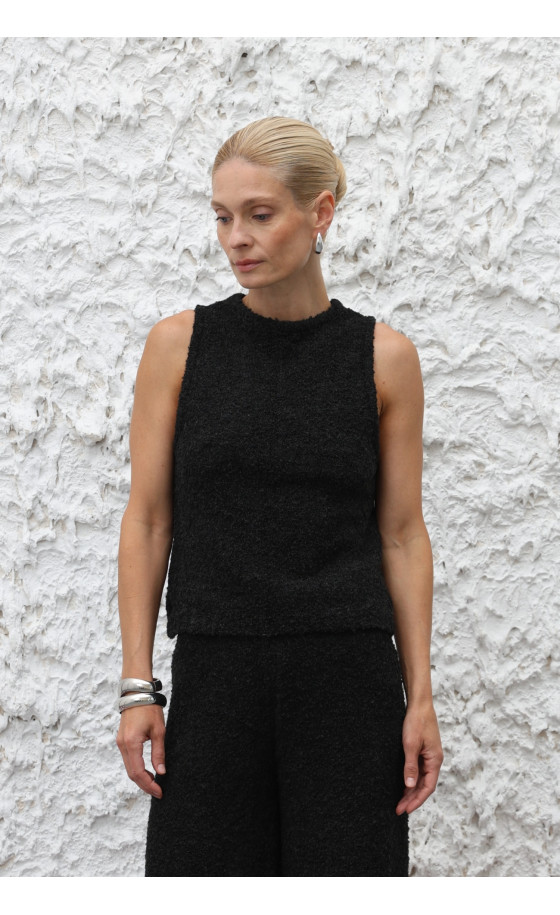 Топ L237 чорний