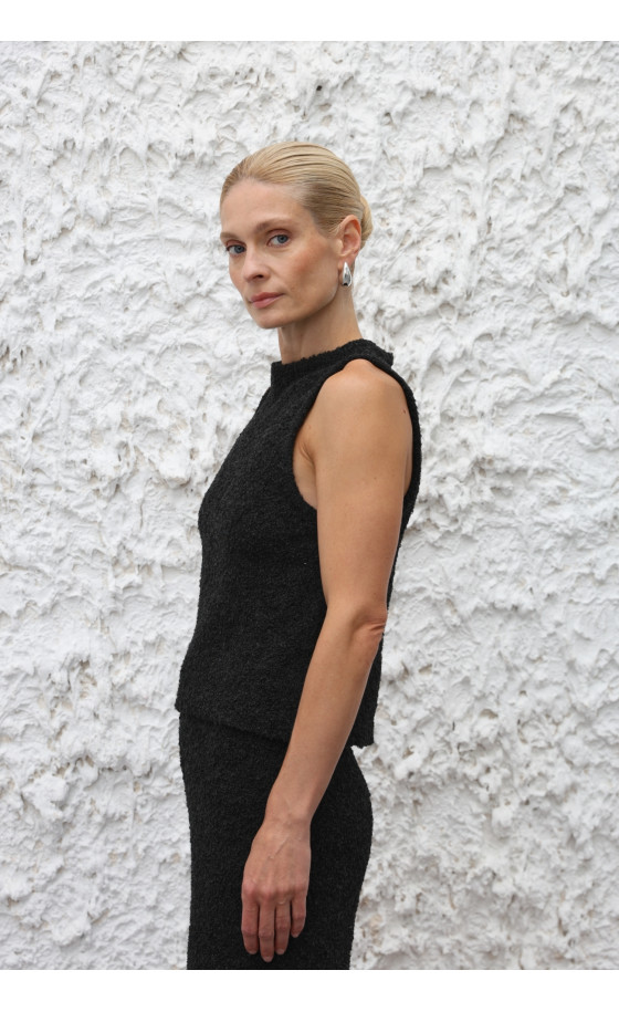 Топ L237 чорний