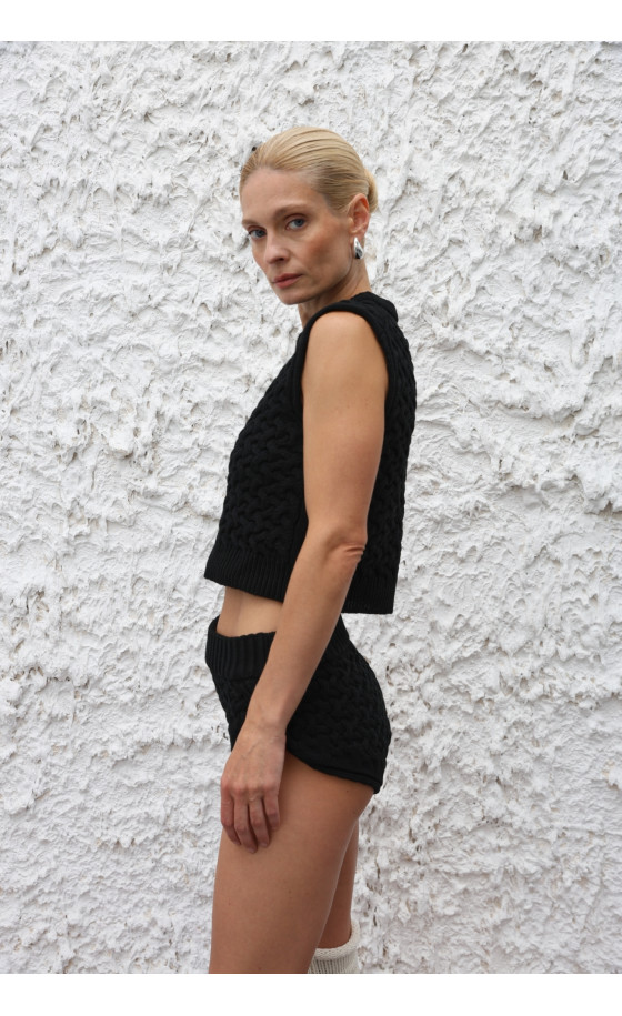 Шорти L245 чорні