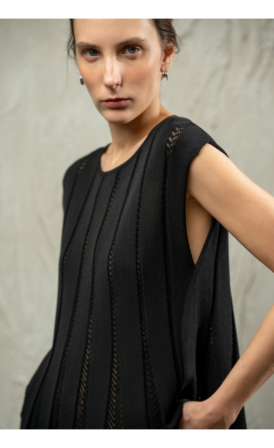 Топ L248 чорний