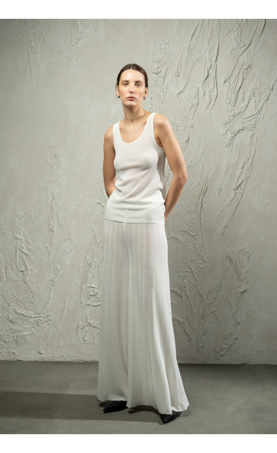 Топ L250 молочний