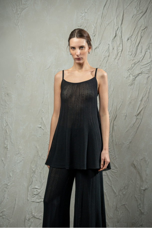 Топ L251 чорний