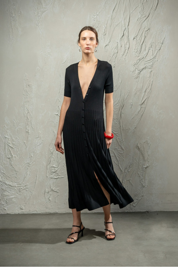 Сукня L268 чорна