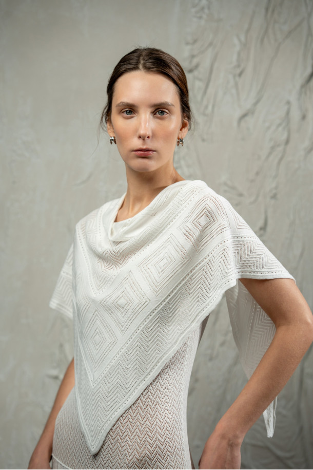 Хустка LA25 молочна